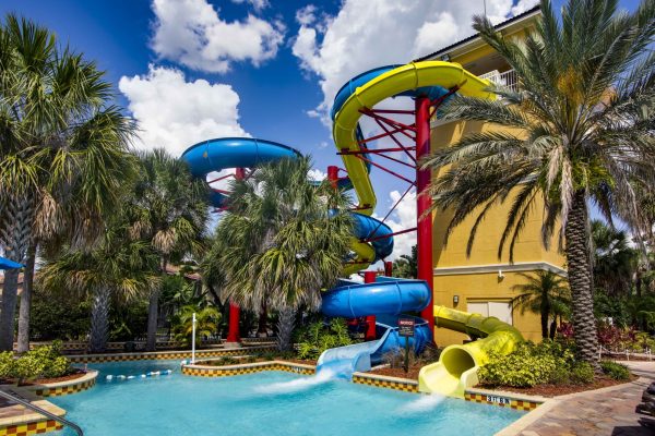 Resort in Kissimmee FL with Water Slides