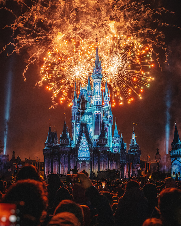 Holiday Favorites Return to Disney World