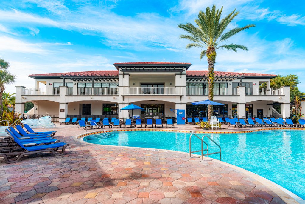 Entertainmennt-Building-Pool-1024x683